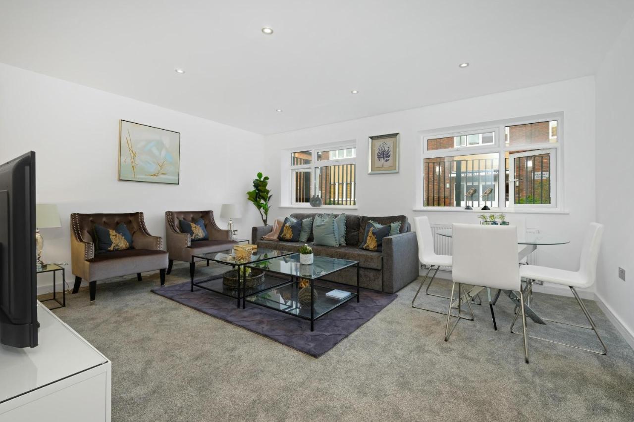 St Martins 2 Bedroom Apartments In Ruislip By 360 Stays מראה חיצוני תמונה