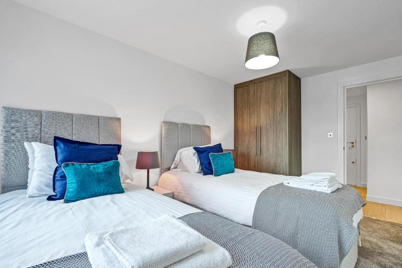 St Martins 2 Bedroom Apartments In Ruislip By 360 Stays מראה חיצוני תמונה
