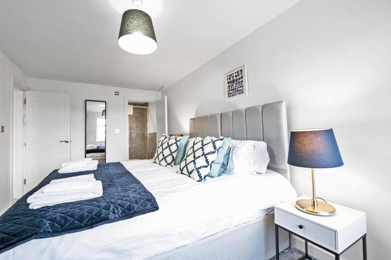 St Martins 2 Bedroom Apartments In Ruislip By 360 Stays מראה חיצוני תמונה