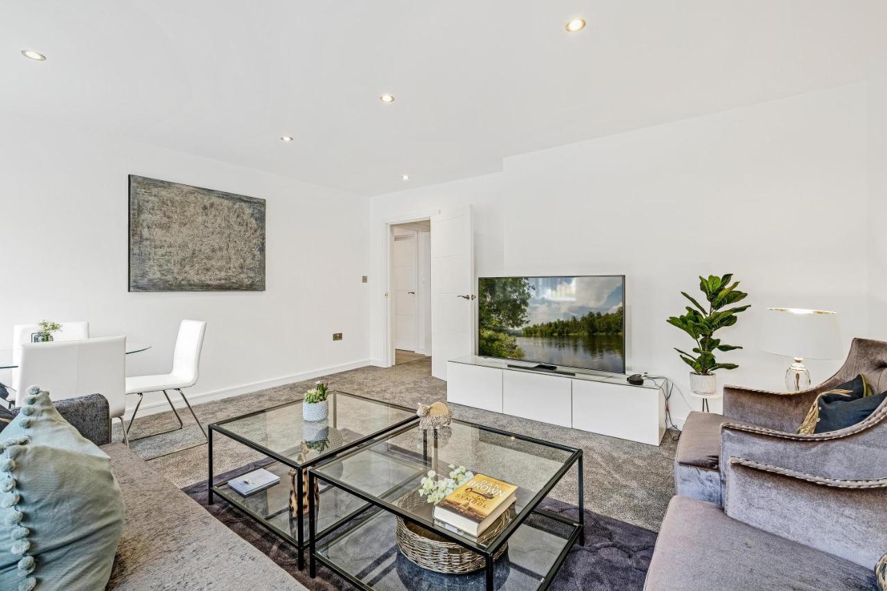 St Martins 2 Bedroom Apartments In Ruislip By 360 Stays מראה חיצוני תמונה