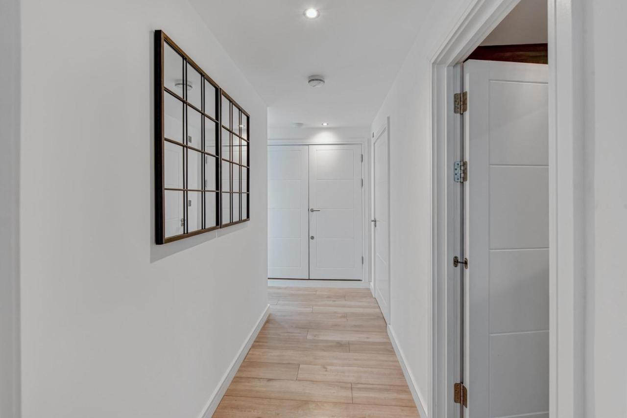 St Martins 2 Bedroom Apartments In Ruislip By 360 Stays מראה חיצוני תמונה
